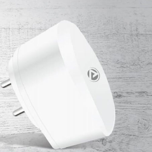 ARU USB Charger (cable included)