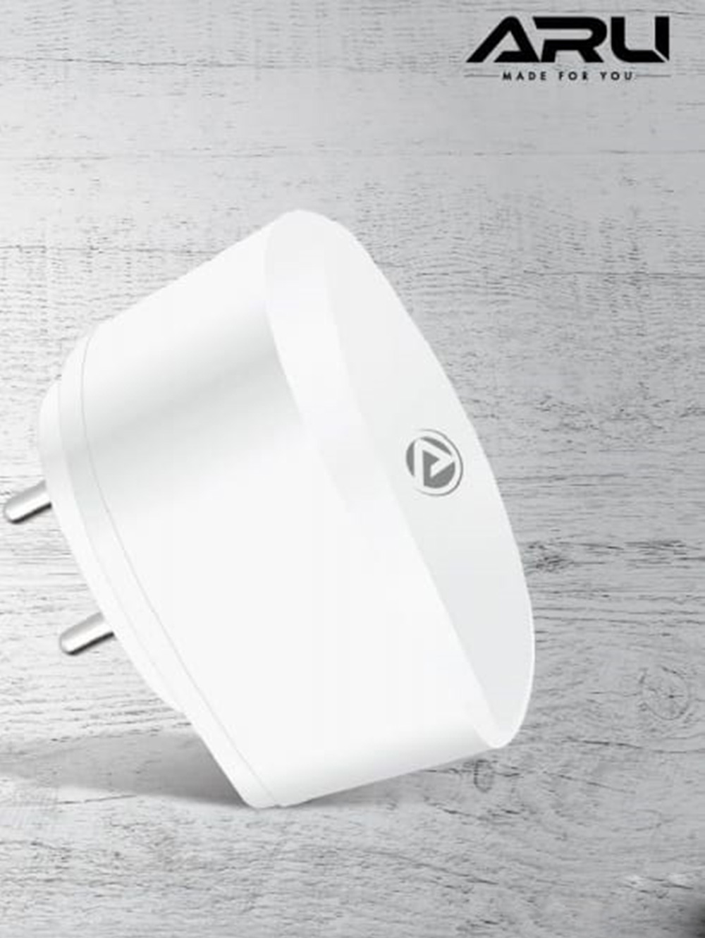 ARU USB Charger (cable included)